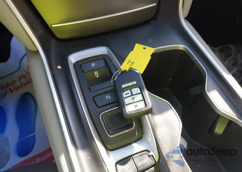 2018 Honda Accord Touring 2.0T z USA, uszkodzony, nr VIN 1HGCV2F99JA043216